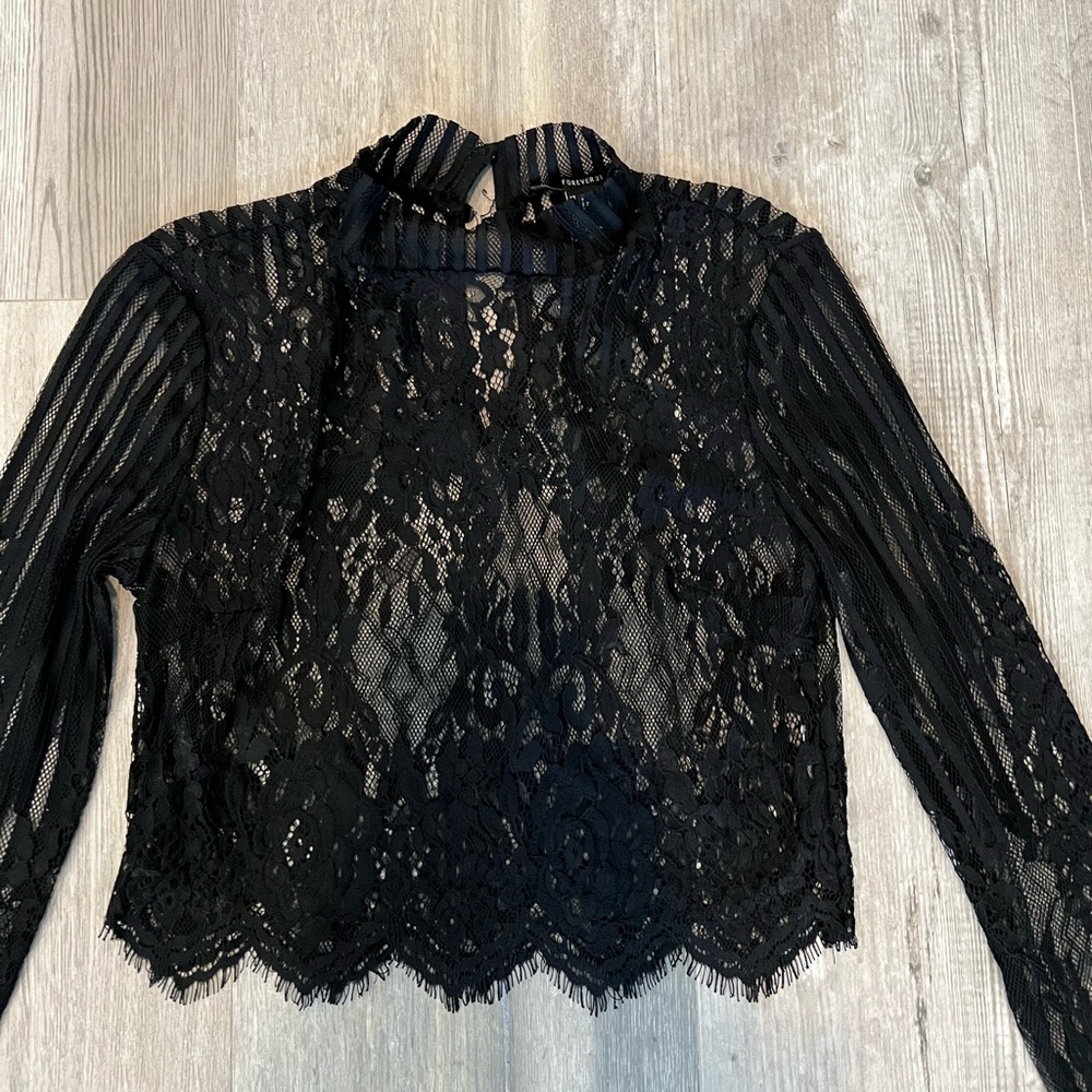 Lace Crop Top